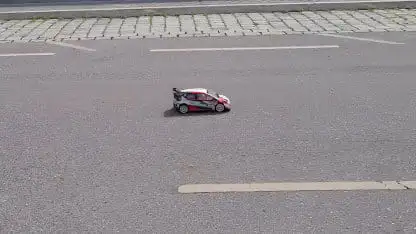 Test auf Asphalt