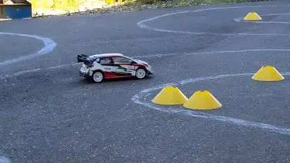 Enge Kurvenfahrt